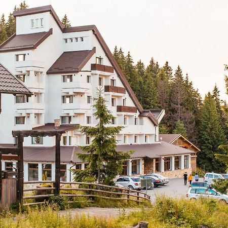 Hotel Alpin Rarau Câmpulung Moldovenesc Exterior foto